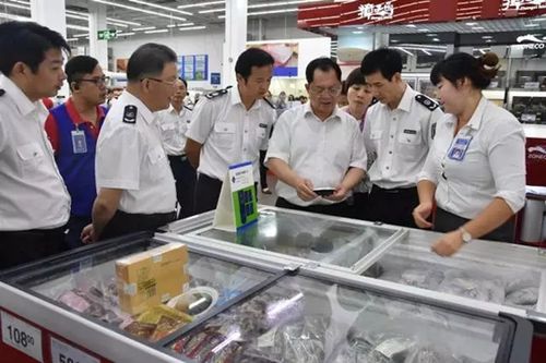 10月3日,時(shí)值國(guó)慶中秋佳節(jié),廣東省食安辦主任,省食品藥品監(jiān)管局駱文智